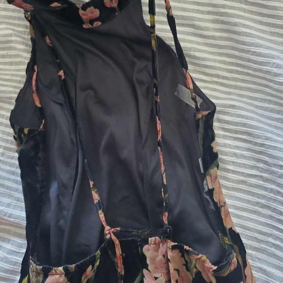 Dress - Picture 3 of 7